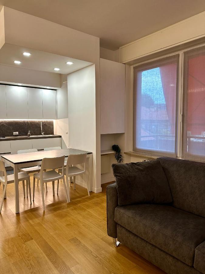 Modern Art Loft - Raffinato Loft In Zona Centrale Milán Exterior foto