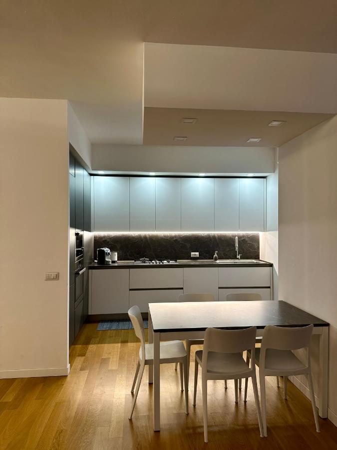 Modern Art Loft - Raffinato Loft In Zona Centrale Milán Exterior foto